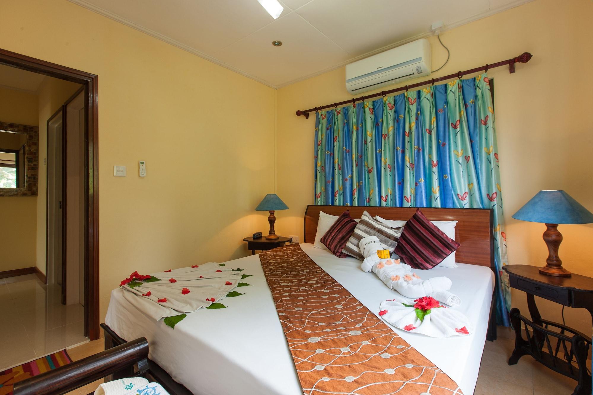 Le Relax Self Catering Apartment La Digue Exteriör bild