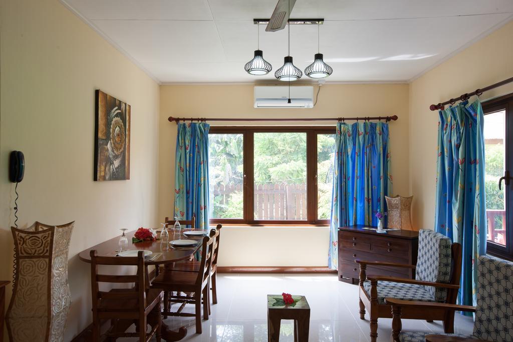 Le Relax Self Catering Apartment La Digue Exteriör bild