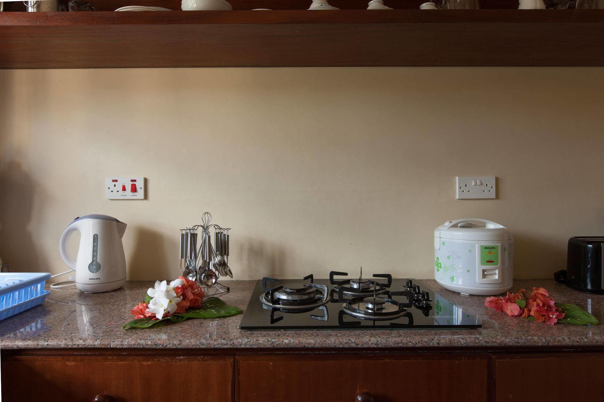 Le Relax Self Catering Apartment La Digue Exteriör bild